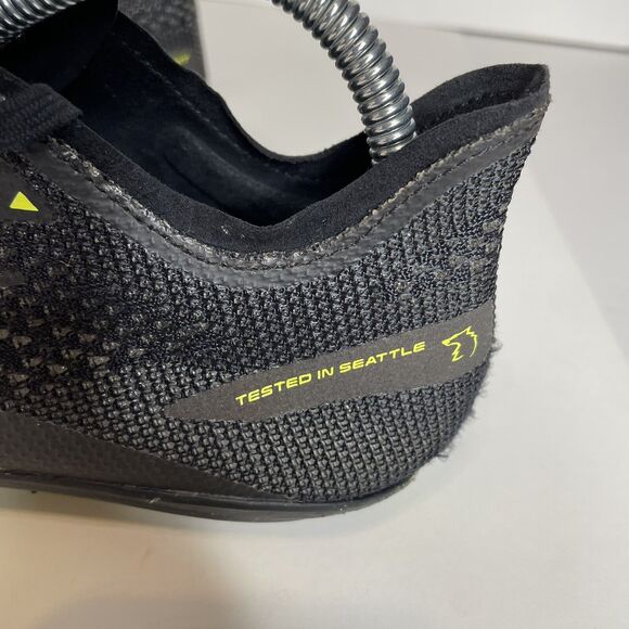 Brooks ELMN8  6 Unisex Running Shoes Men’s Size 9.5D Spikes Black 1000401D013 main image 5